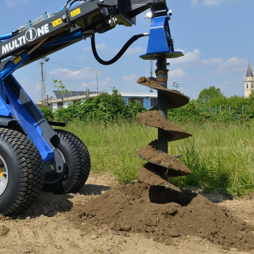 Wiercenie otworów pod słupki i nasadzenia — realizacja MultiOrenda