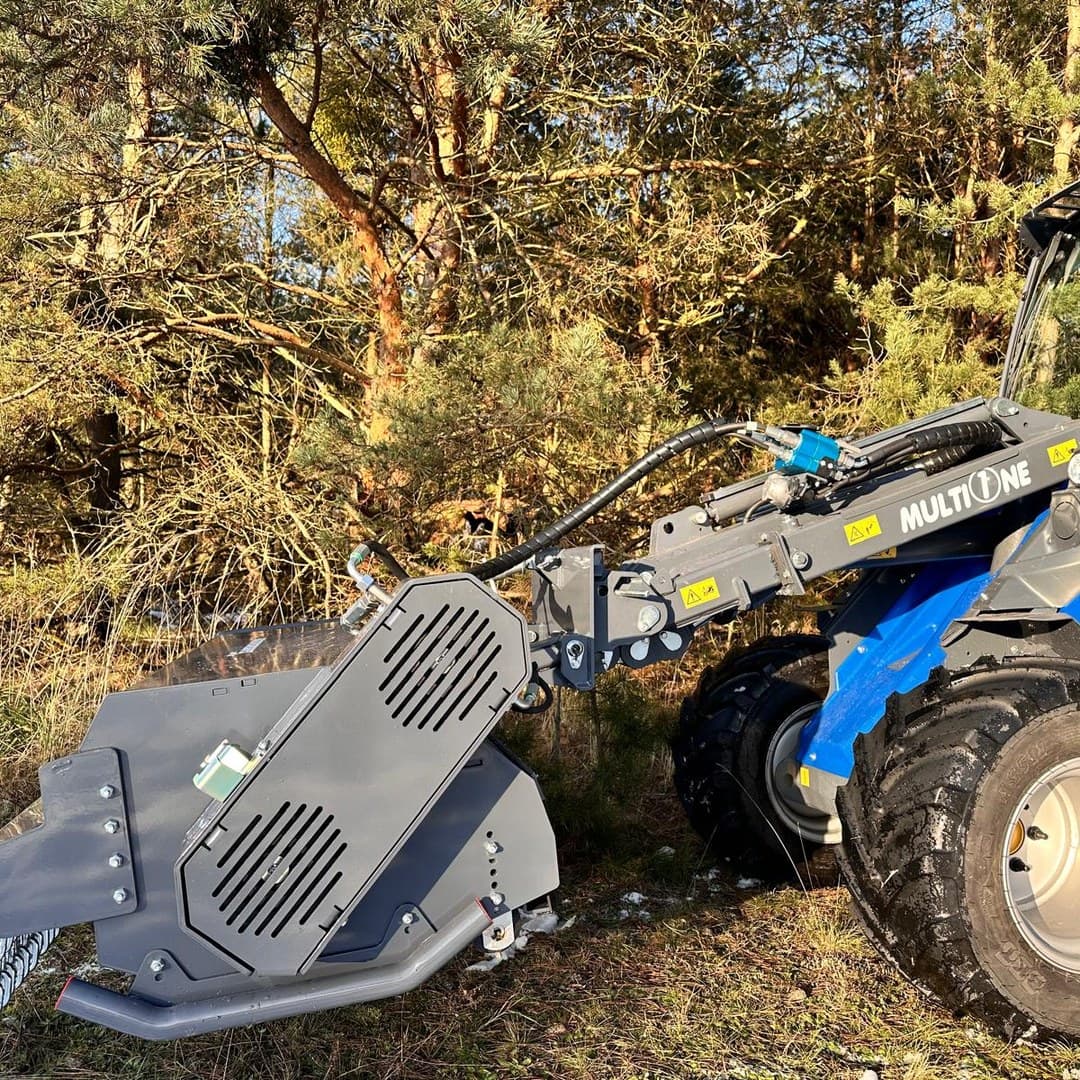 MultiOne 8.5 SK z kosiarką bijakową Heavy Duty Flail Mower 150